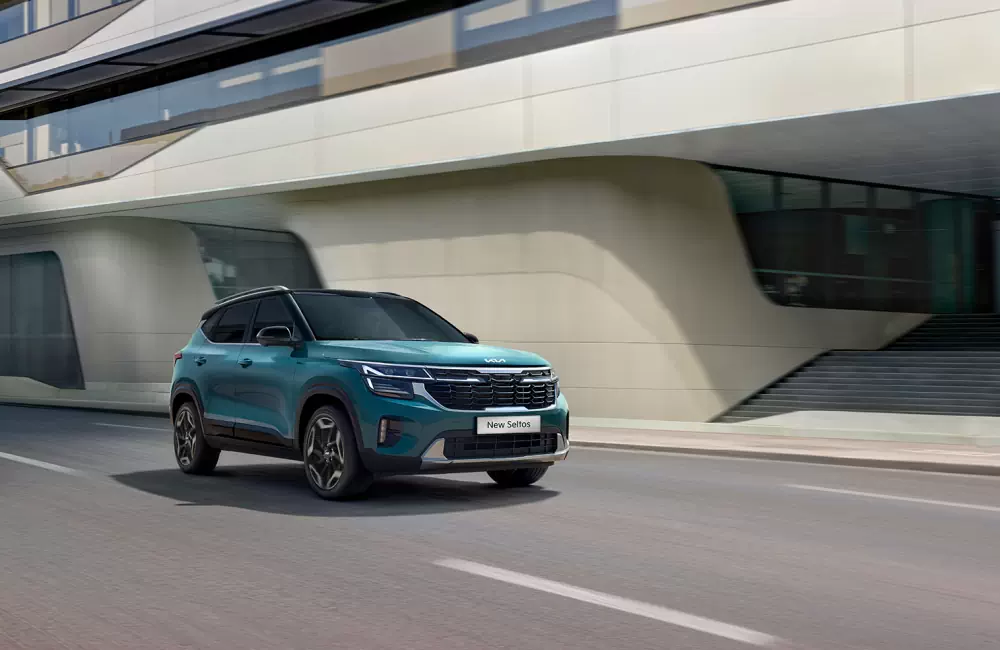KIA New Seltos 2026 nhìn từ phía trước và bên hông